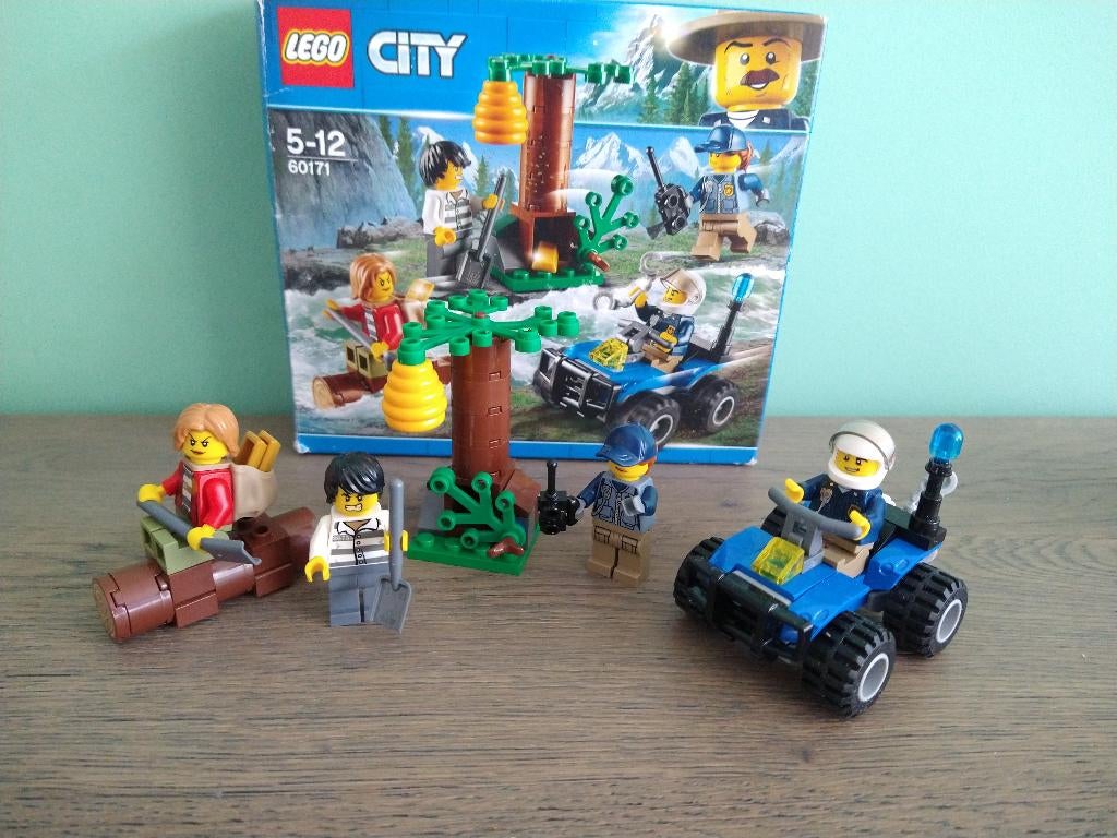 Lego City 60171 Mountain Fugitives Politie boeven, Ophalen of Verzenden, Zo goed als nieuw, Complete set, Lego