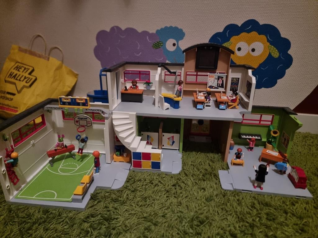 Playmobil city grote school met extra gymzaal, Kinderen en Baby's, Speelgoed | Playmobil, Ophalen