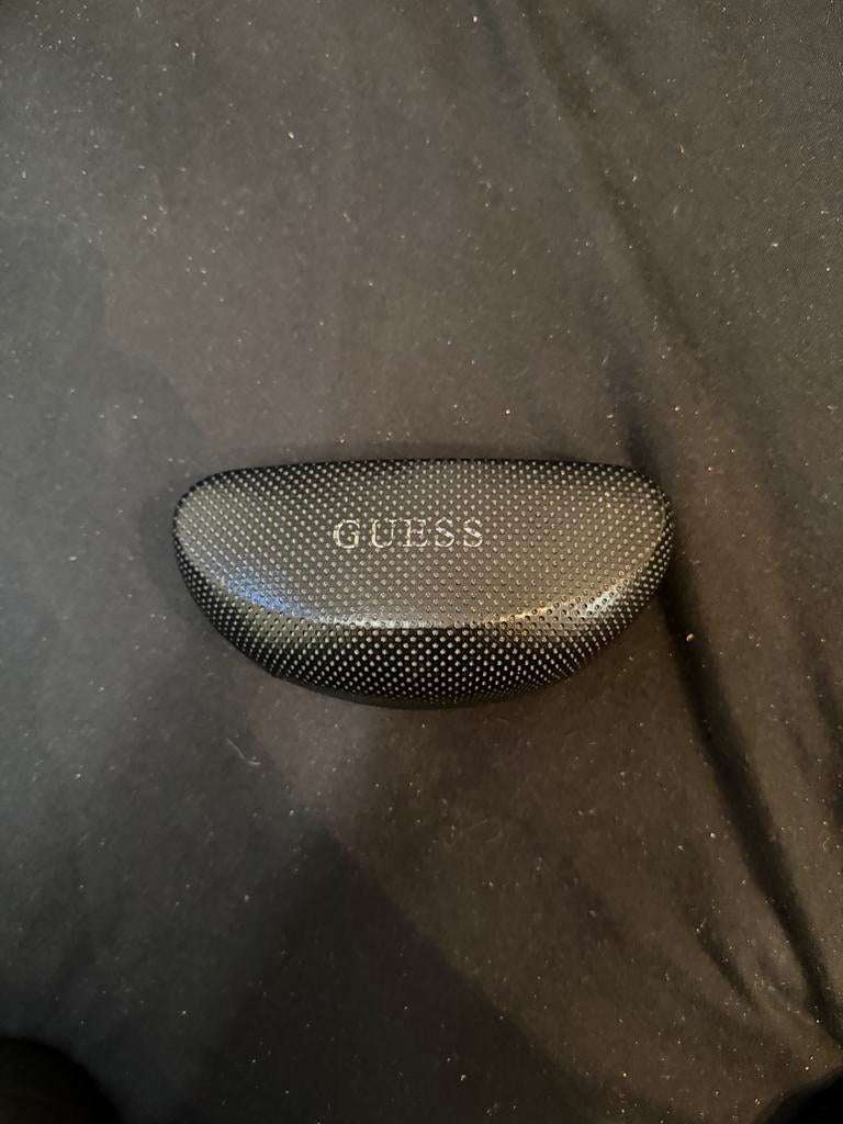 Guess zonnebril, Overige merken, Gebruikt, Zonnebril, Zwart