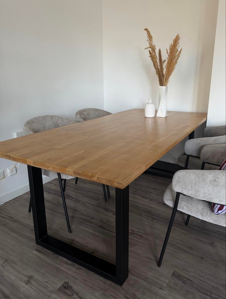 Eettafel met gietijzeren poten, Ophalen, Gebruikt, Eikenhout, 50 tot 100 cm