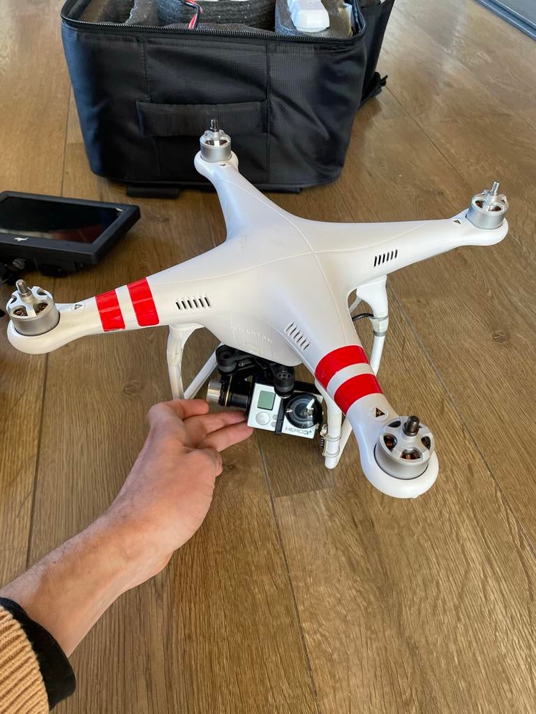 Defecte DJI Phantom 2 drone met GoPro 3, Cameradrone, Ophalen of Verzenden, Gimbal (camerastabilisatie), Niet werkend