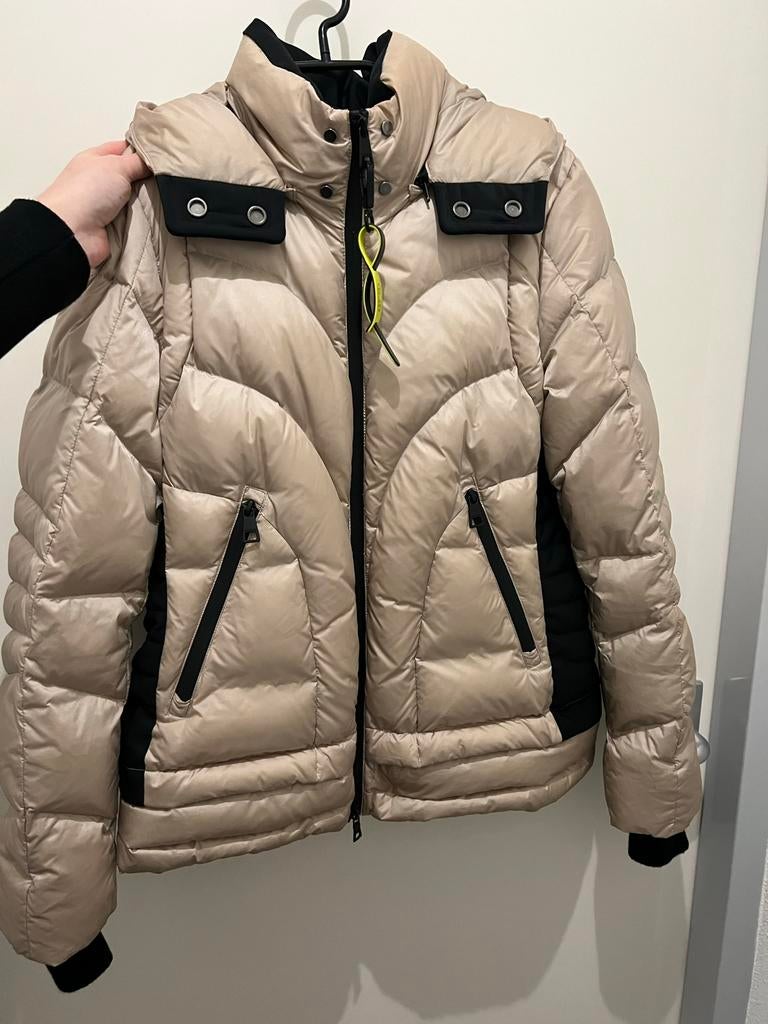 Vrijwel nieuw designer Creenstone jas winterjas dons sporief, Ophalen of Verzenden, Zo goed als nieuw, Maat 36 (S), Beige