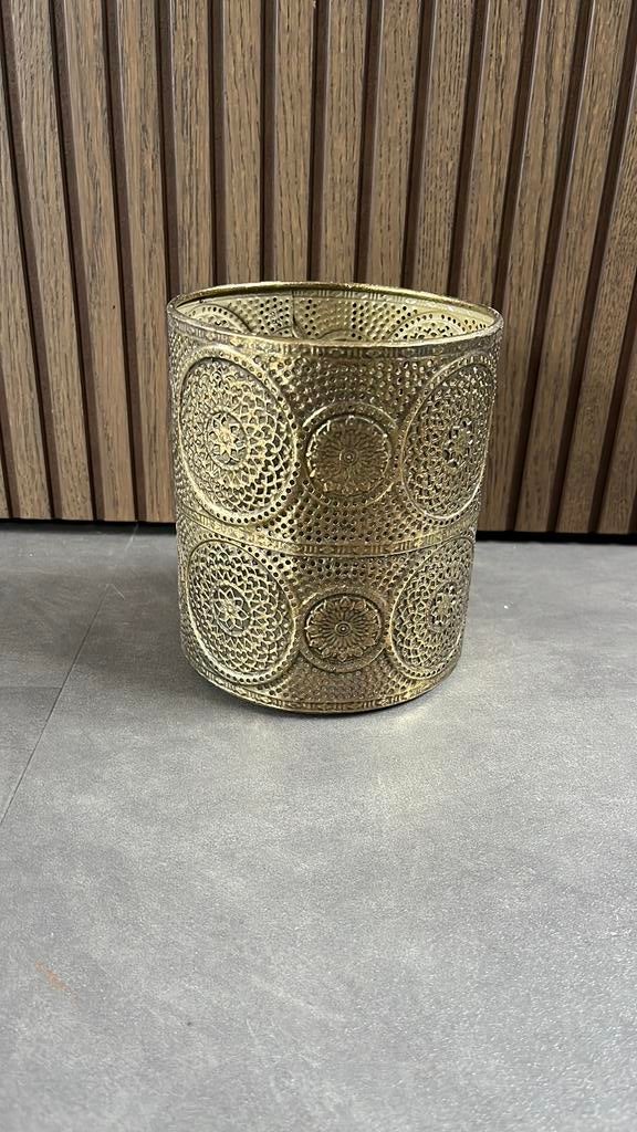 Sfeervolle vintage metalen windlicht lantaarn – goudkleurig, Ophalen of Verzenden