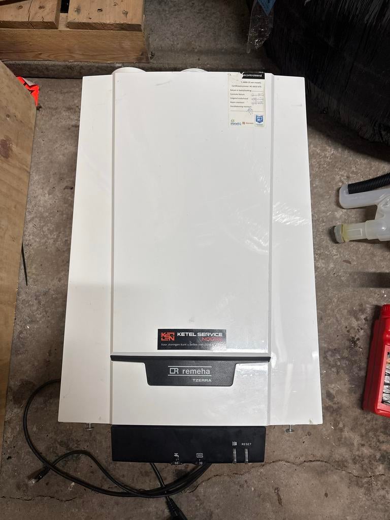 Remeha Tzerra M 39c PLUS CV-ketel, Doe-het-zelf en Verbouw, Verwarming en Radiatoren, Ophalen, Gebruikt, Hoog rendement (Hr), Cv-ketel of Combi-ketel