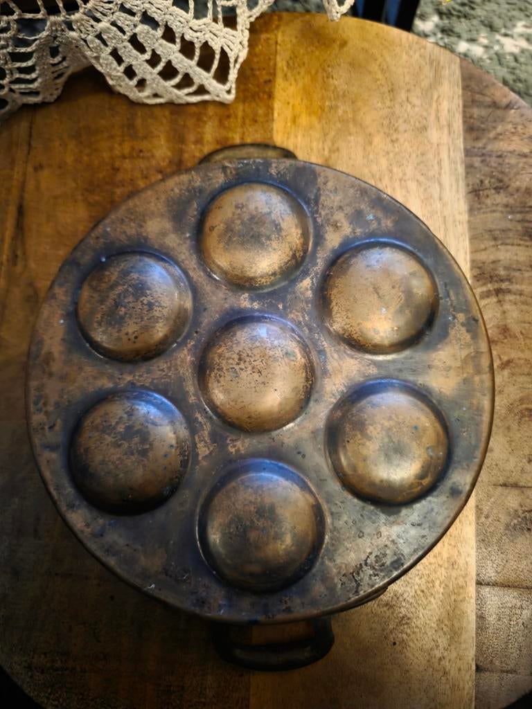 Oude keukenspullen: poffertjespan, zeef, nootmuskaatrasp, Ophalen of Verzenden