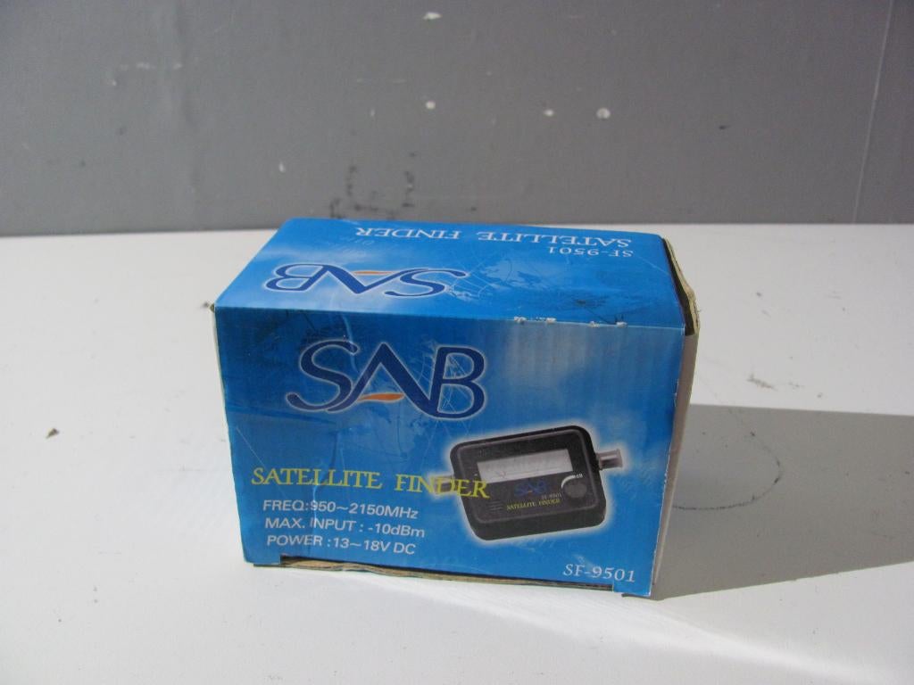 Satellite finder, Ophalen of Verzenden, Zo goed als nieuw, (Schotel)antenne-accessoires, Overige merken
