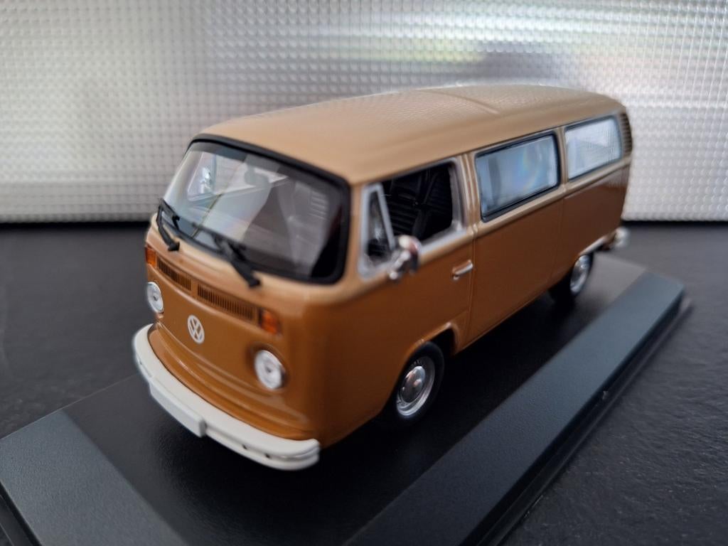 Volkswagen T2 Bus 1972 Schaal 1:43, Overige merken, Nieuw, Ophalen of Verzenden, Maxichamps