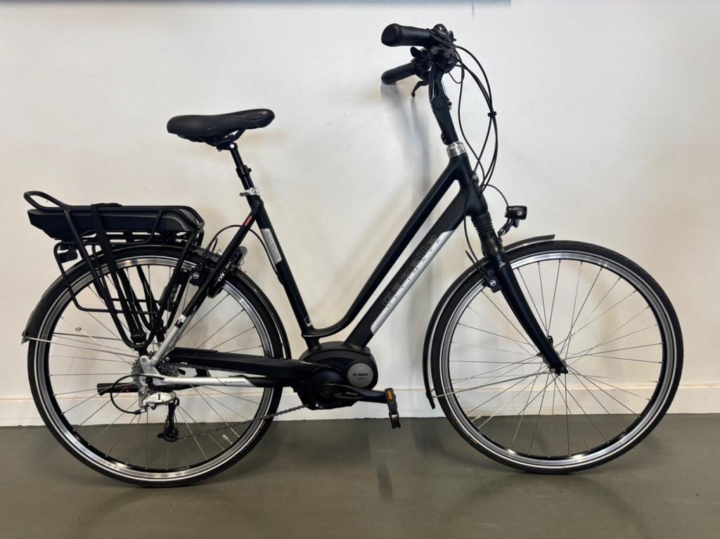 Gazelle ULTIMATE T9 HM D57 400Wh Dames Black/white Grey 57cm, Gebruikt, -, - 0
-, NL, 56 cm of meer