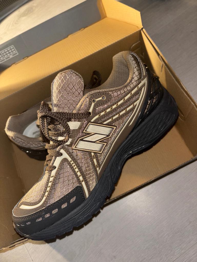 New Balance 1906R Moyen maat 44 nieuw, Kleding | Heren, Schoenen, Overige kleuren, Nieuw, Ophalen of Verzenden, Sneakers of Gympen