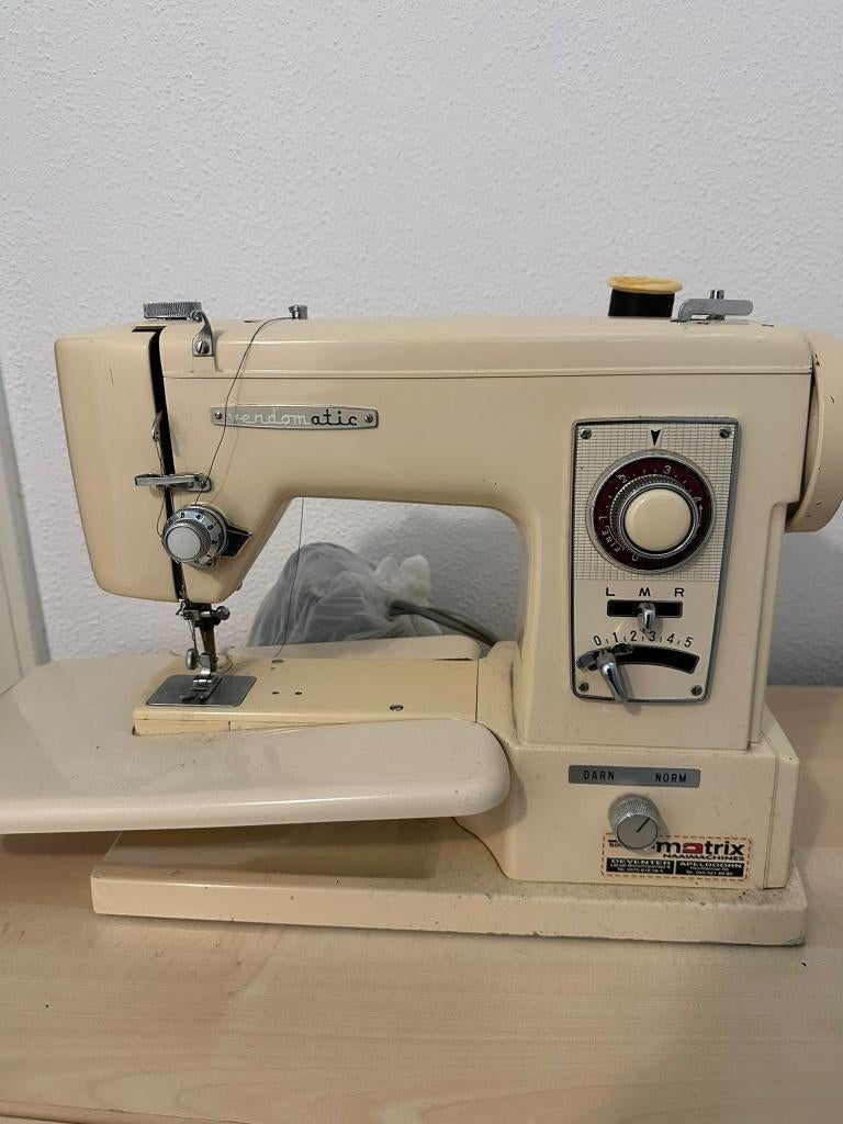Naaimachine, Ophalen, Gebruikt, Naaimachine, Overige merken
