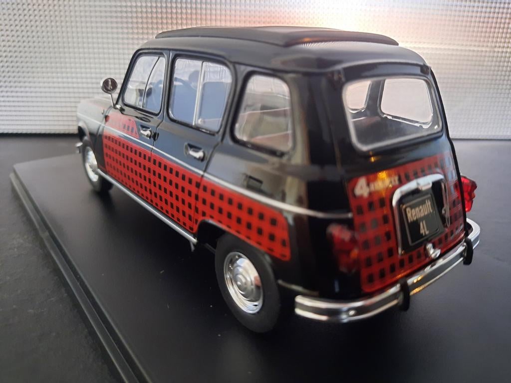Renault 4L Parisienne 1964 Schaal 1:24, Overige merken, WhiteBox, Auto, Nieuw
