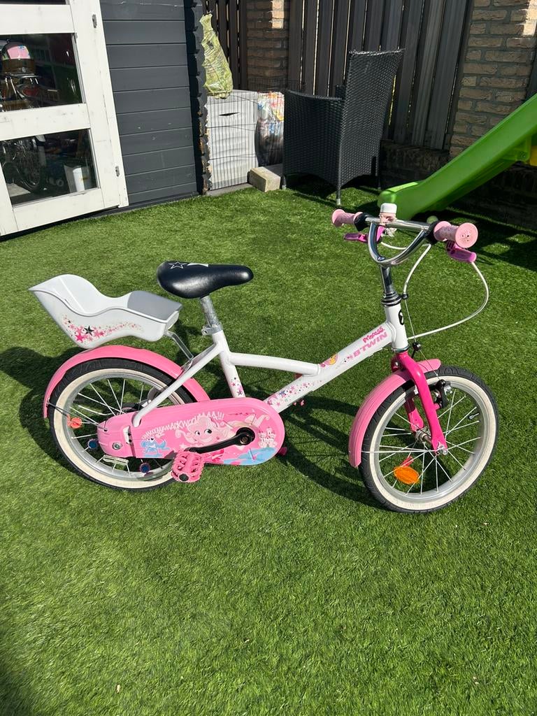 BTwin Prinsessen fiets met poppenzitje 16 inch, Ophalen, Gebruikt, 16 tot 20 inch, Zijwieltjes