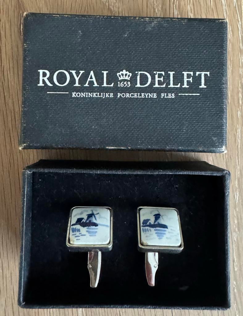 Royal Delft Manchetknopen - handgeschilderd - molen, Sieraden, Tassen en Uiterlijk, Manchetknopen, Ophalen of Verzenden, Gebruikt