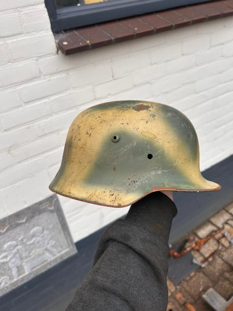 Duitse helm?, Ophalen, Duitsland, Helm of Baret