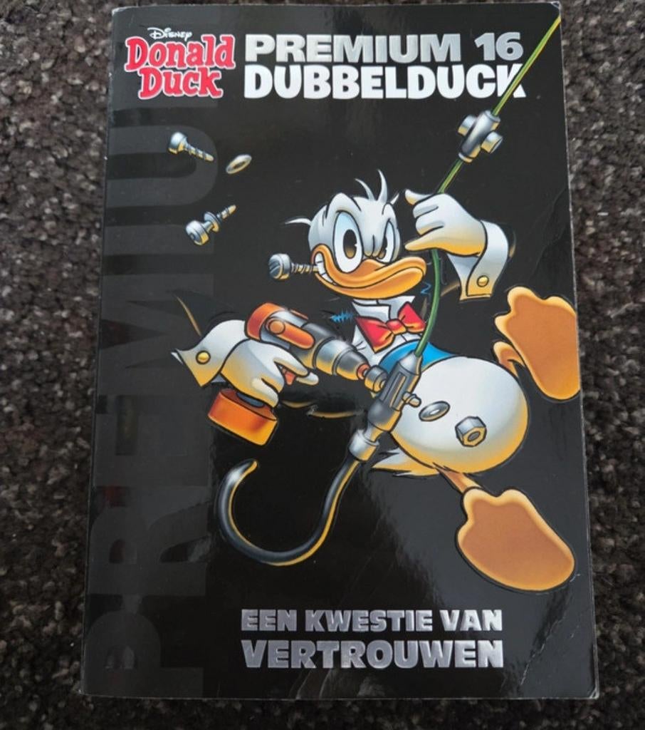 Donald duck premium 16, Eén comic, Ophalen of Verzenden, Zo goed als nieuw, Europa
