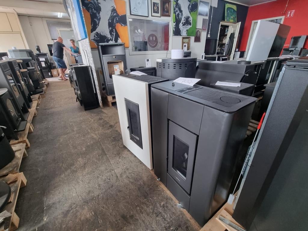 Nieuwe pelletkachels vanaf €700,00, Huis en Inrichting, Kachels, Nieuw, Ophalen of Verzenden, Pelletkachel, Vrijstaand