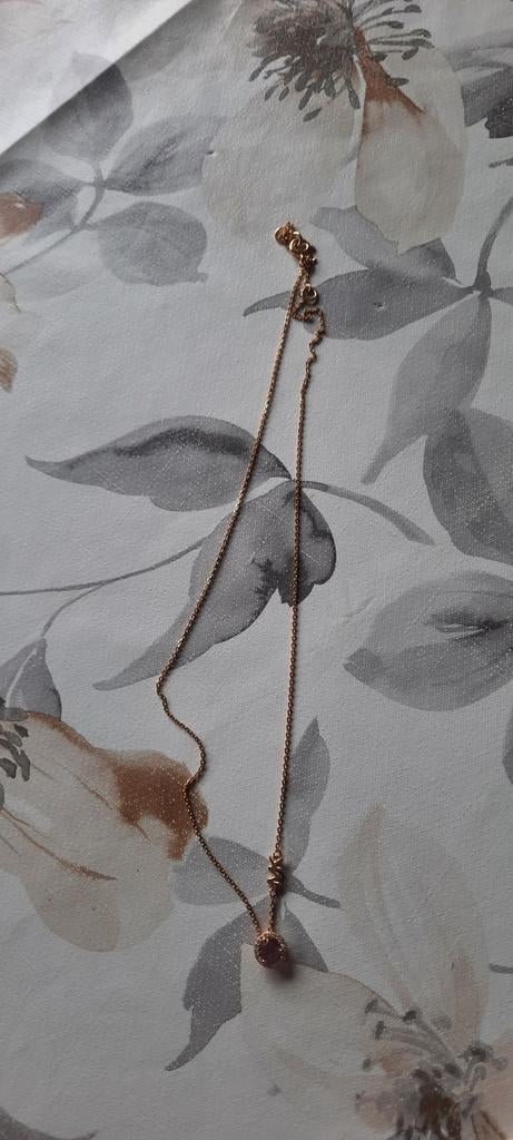 Mooie Michael Kors ketting met rose gouden steentje!, Ophalen, Overige materialen, Nieuw, Verstelbaar