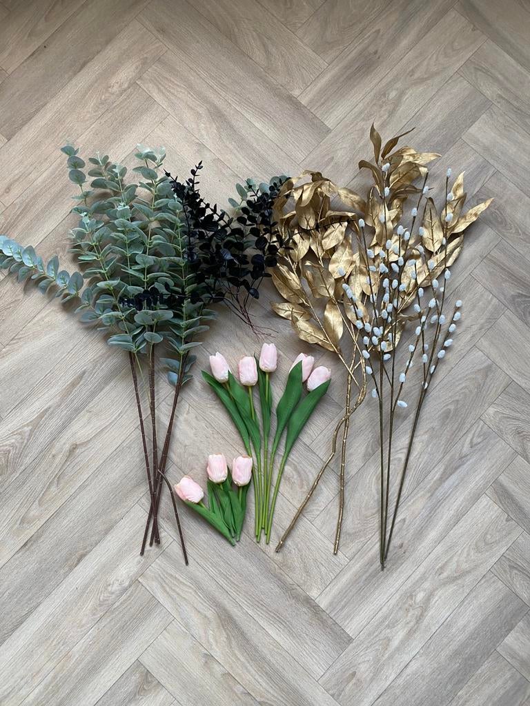 Diverse kunstbloemen (takken, tulpen), Ophalen, Zo goed als nieuw, Binnen