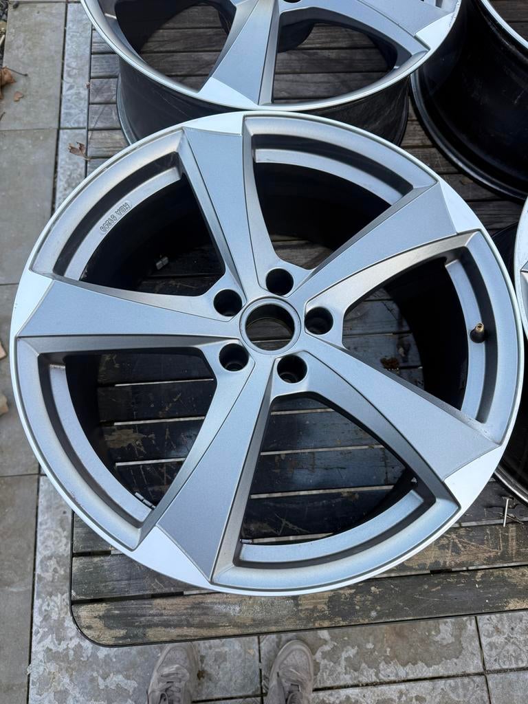 Audi rotor velgen set 20 inch 5x112, Auto-onderdelen, Banden en Velgen, Velg(en), All Season, 20 inch, 225 mm, Personenwagen, Gebruikt