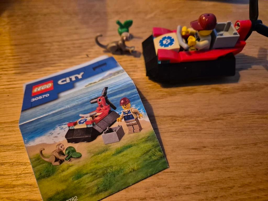 Lego City 30570 hovercraft met aapje, Ophalen of Verzenden, Zo goed als nieuw, Complete set, Lego