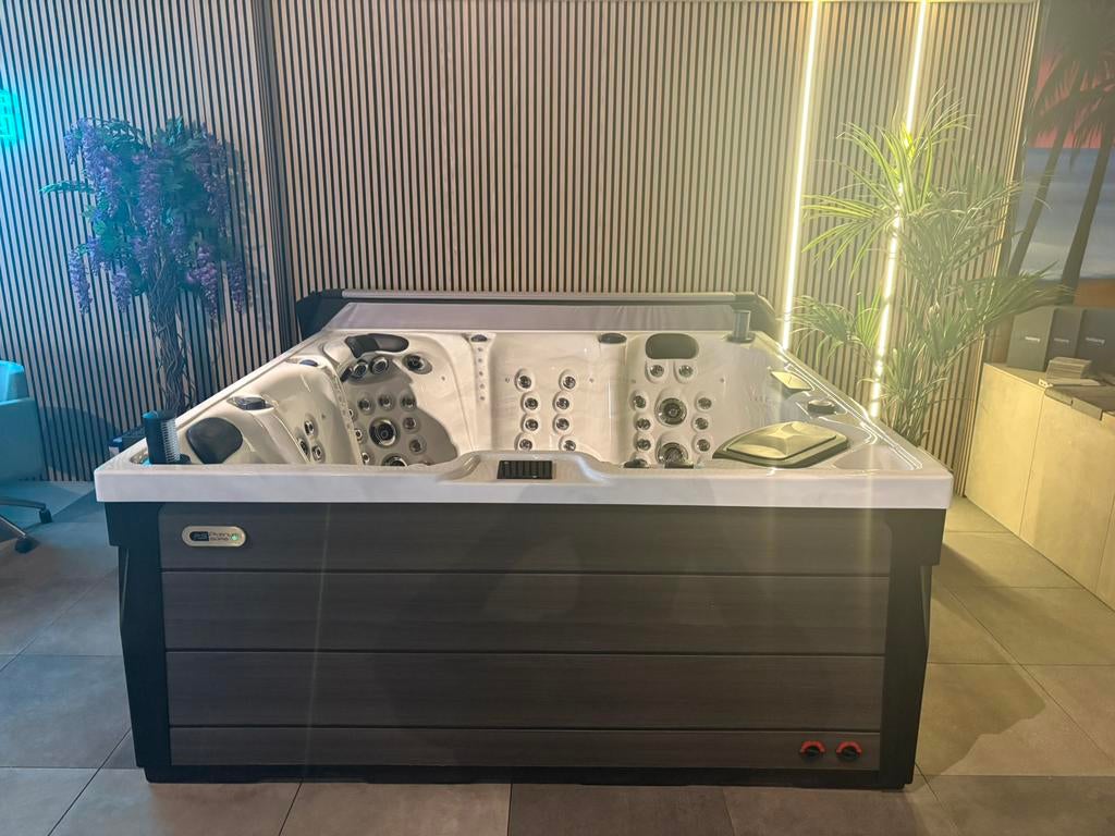 Platinum Onyx v3 spa | Nieuw | ACTIE TIJDELIJK |, Ophalen, Nieuw, Trap, Vast