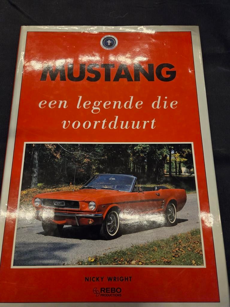 Mustang boek, Ophalen of Verzenden, Zo goed als nieuw, Overige merken