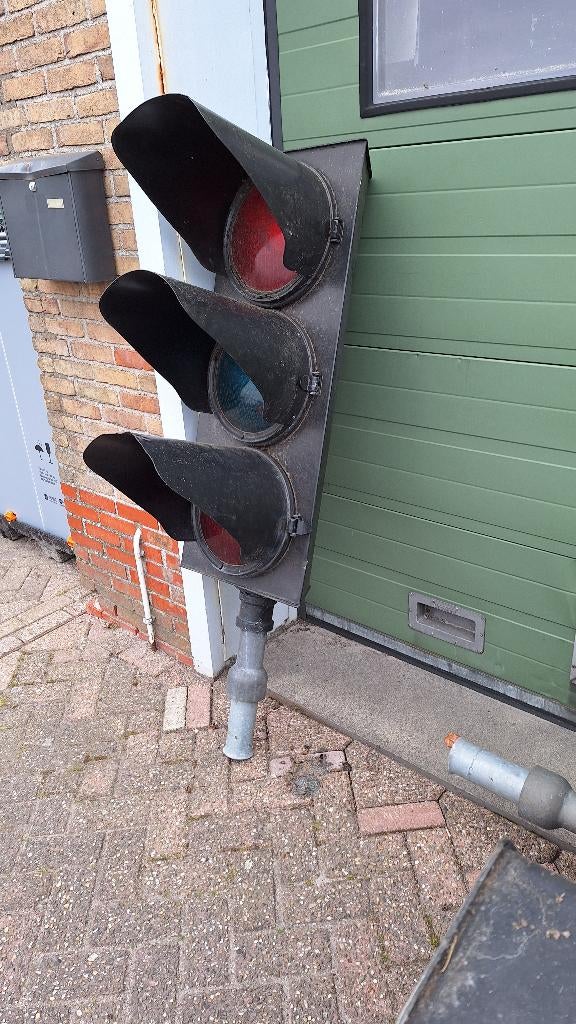Stoplicht - Vintage Verkeerslichten mancave, Verzamelen, Ophalen, Reclamebord, Gebruikt, Industriepark 2a 9351PA Leek