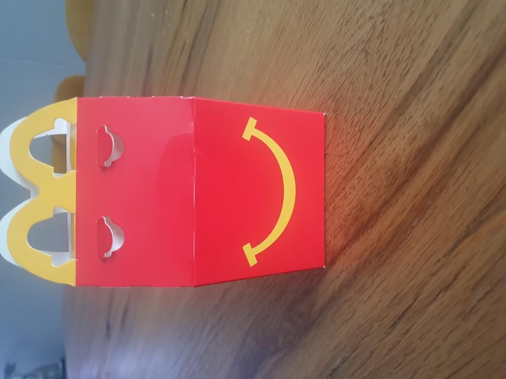 McDonald's mini gouden happy meal, Ophalen of Verzenden