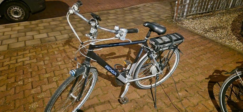 Mooie koga fiets met lader zo binnen zo weg, Ophalen of Verzenden, 26 inch of meer