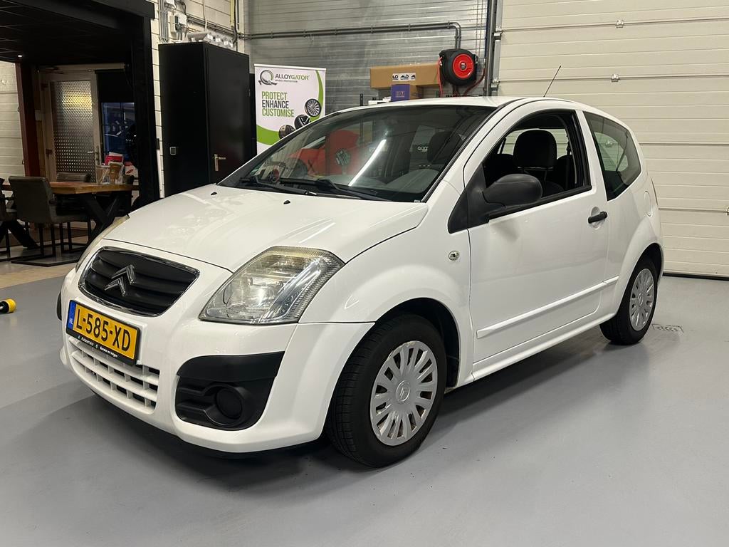 Citroën C2 1.1i 2010 Wit 119k km! Airco! Nieuwe Distributie!, 60 pk, Wit, Bedrijf, Handgeschakeld