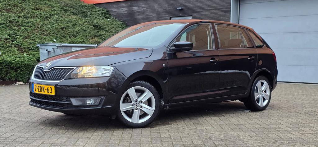 Skoda Rapid 1.2 TSI 77KW Spaceback H6 2015 Zwart, Auto's, Voorwielaandrijving, Euro 5, Stof, Zwart