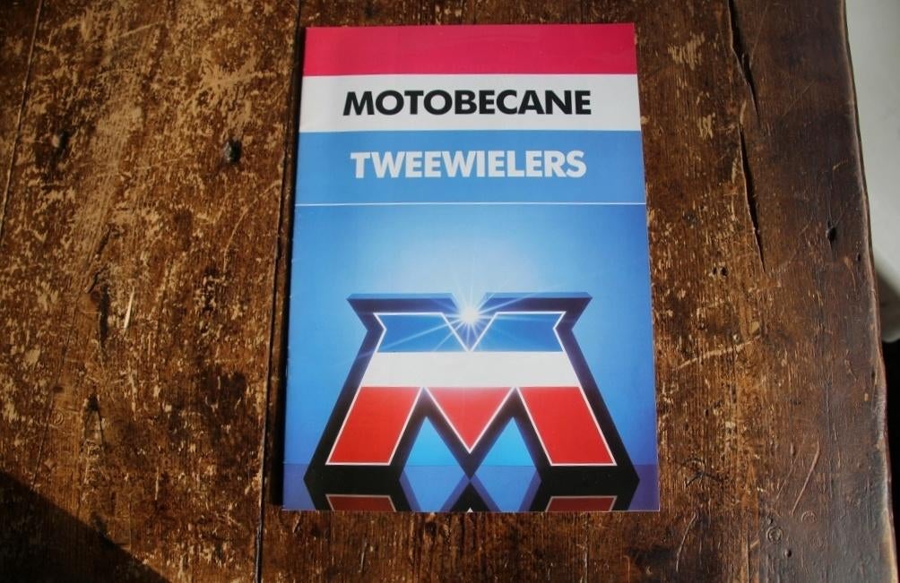 Motobecane folder / catalogus 1986 / o.a. race - sport etc., Ophalen of Verzenden, Zo goed als nieuw