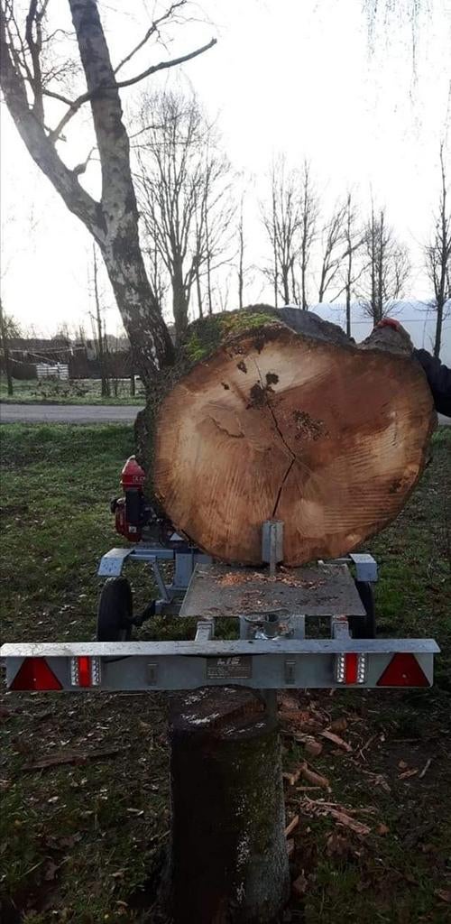 TE HUUR: mobiele houtklover kloofmachine  13 pk benzinemoter, Info@ctimmermans.nl, Benzine, Liggend, Ophalen of Verzenden