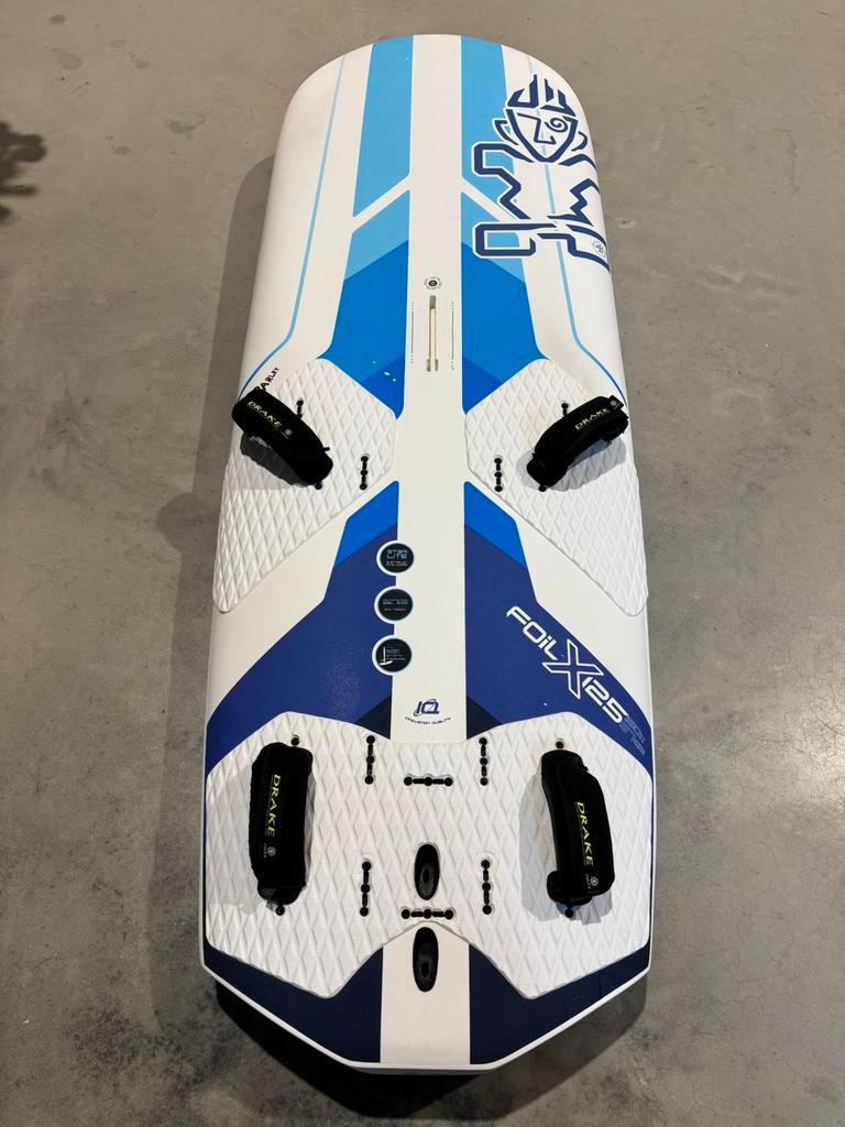 Starboard Foil X 125 + Starboard Evolution Windfoil set, Ophalen, Zo goed als nieuw, Plank, 7 m² of meer