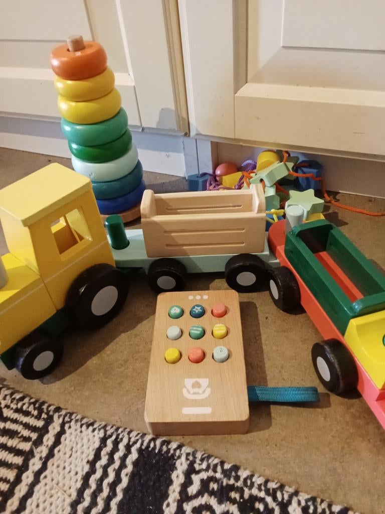 Houten Speelgoed HEMA - Trein, Stapeltoren & Meer!, Ophalen of Verzenden, Zo goed als nieuw, Duw- of Trekspeelgoed