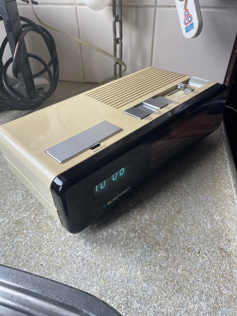 Blaupunkt klokradio uit de jaren 70, Audio, Tv en Foto, Radio's, Ophalen of Verzenden, Gebruikt, Radio