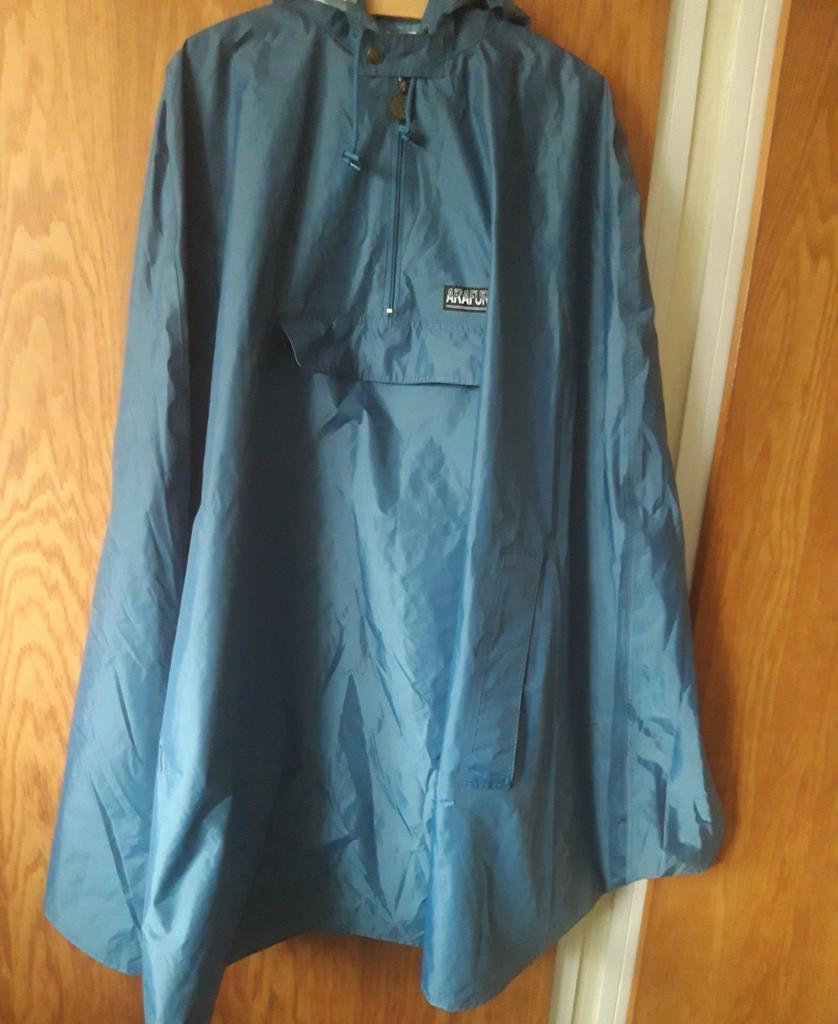Regenponcho Arafura maat XL, Ophalen, Zo goed als nieuw, XL, Bovenkleding