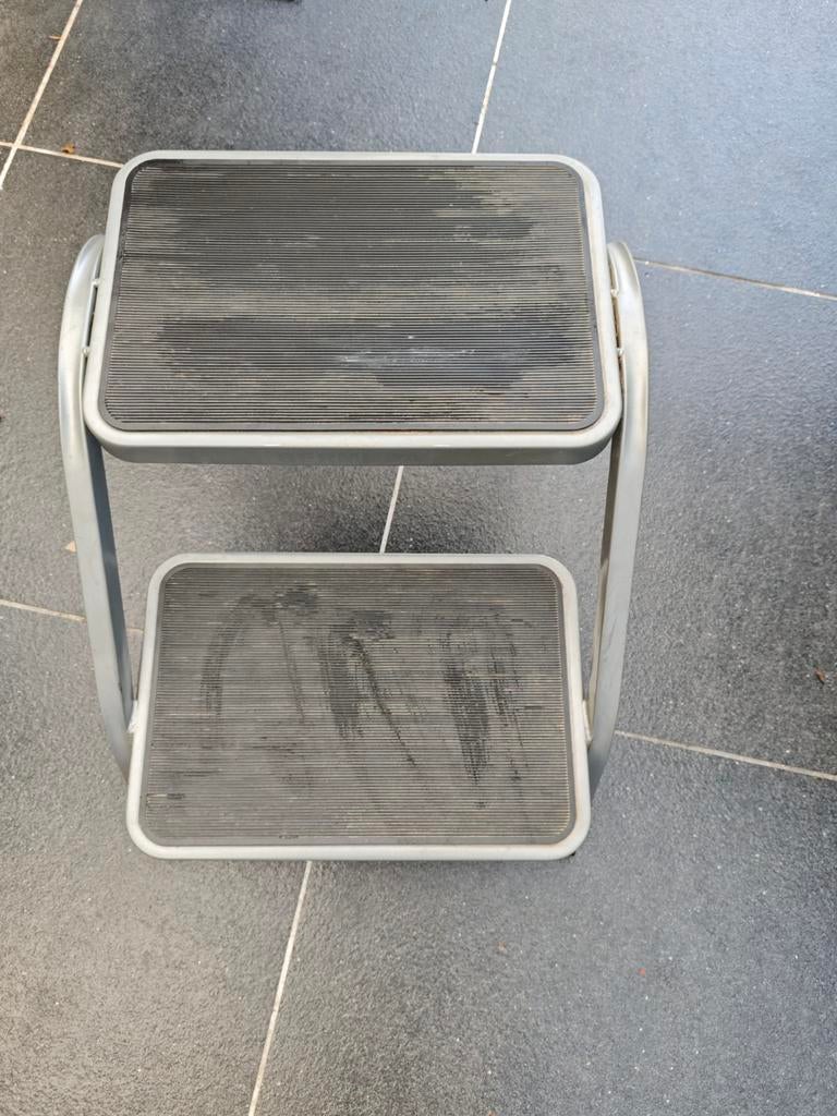 Caravan opstapje, Ophalen