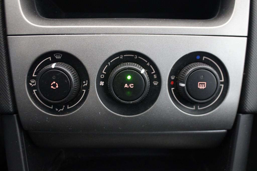 Peugeot 308 1.6 VTi X-line *Pasen Geopend!* (bj 2008), Voorwielaandrijving, Metallic lak, Gebruikt, 4 cilinders