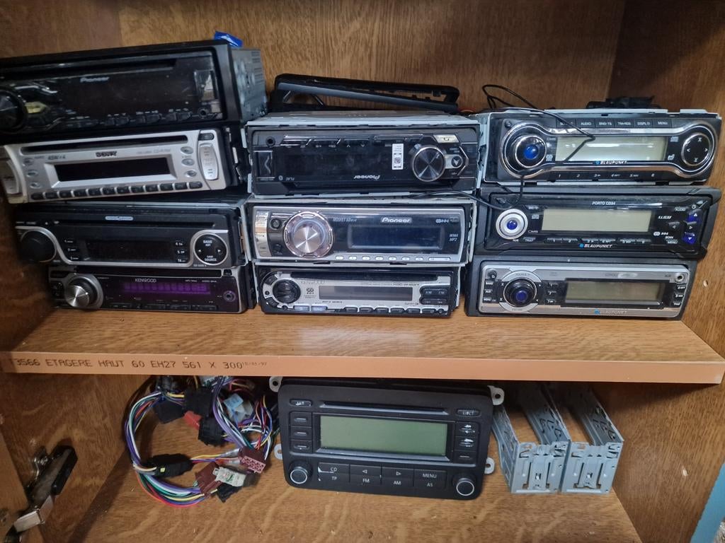 Meerdere auto radio's, Auto diversen, Ophalen