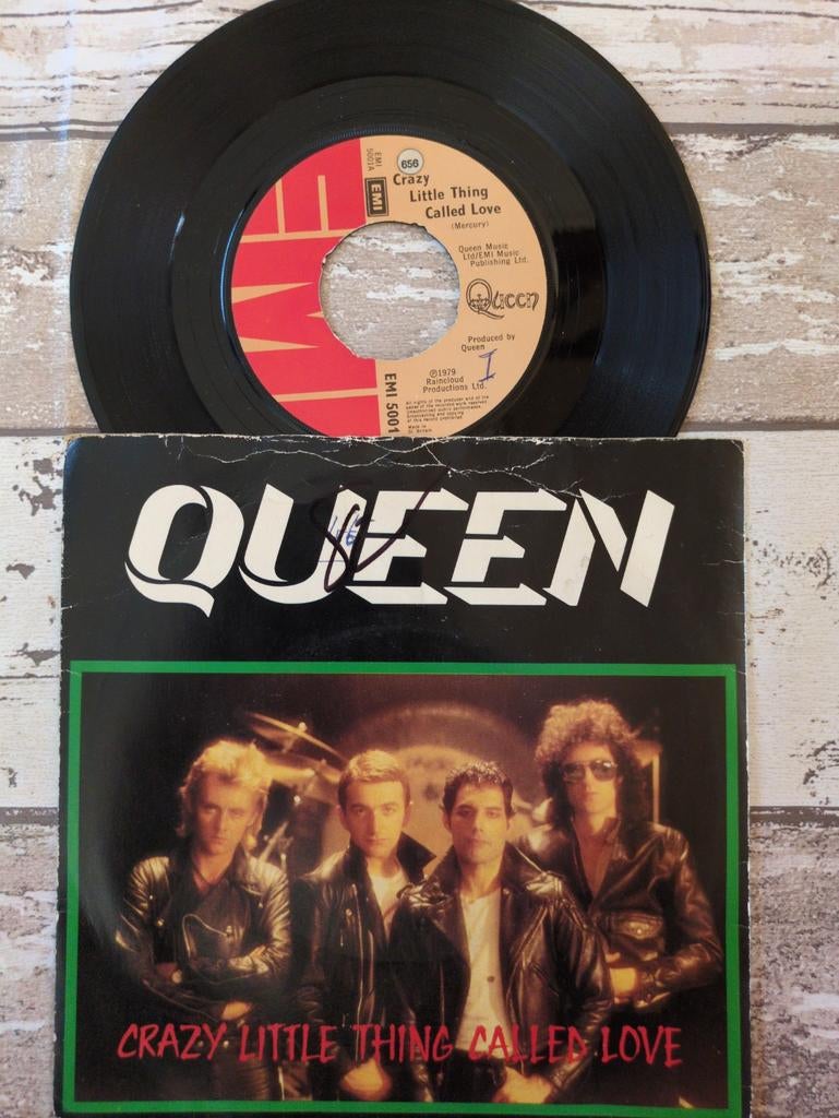 Queen - Crazy Little Thing Called Love 7 inch single, Gebruikt, 7 inch, Single, Ophalen of Verzenden