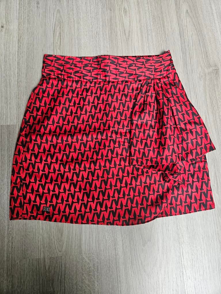 NIKKIE rok maat S - Nieuw - rood zwart patroon, Nieuw, Ophalen of Verzenden, Maat 36 (S), NIKKIE