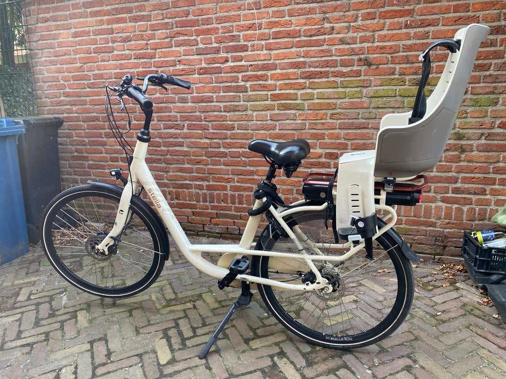 Stella Fiore elektrische moederfiets met achterzitje, Fietsen en Brommers, Fietsen | Dames | Moederfietsen, Zo goed als nieuw