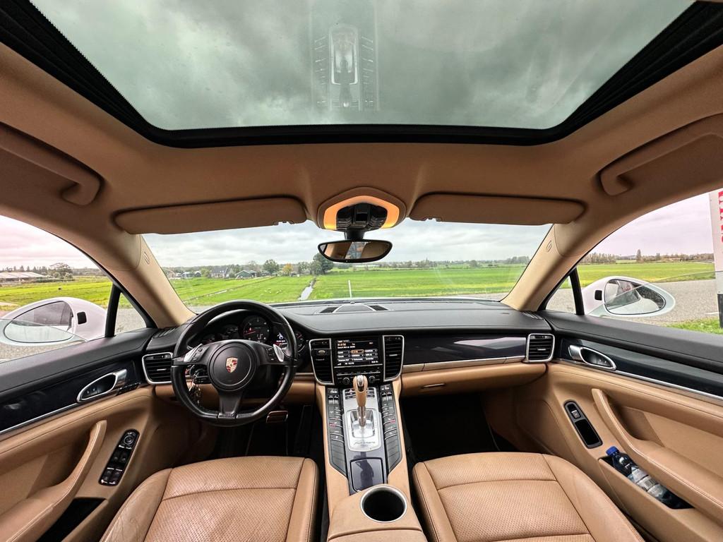 Porsche Panamera 3.0 DIESEL PLATINUM AUTOMAAT LEDER OPENDAK/, Auto's, Euro 5, Gebruikt, Beige, 241 €/maand