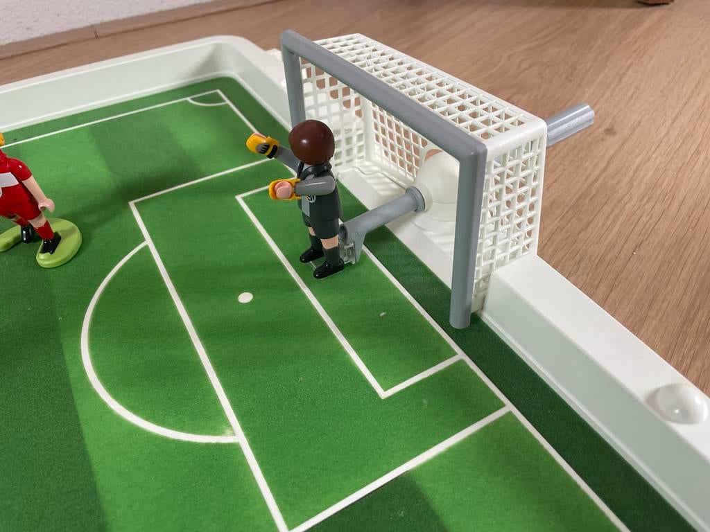 Playmobil voetbalspel in handige koffer, Kinderen en Baby's, Speelgoed | Overig, Ophalen, Gebruikt, Jongen of Meisje