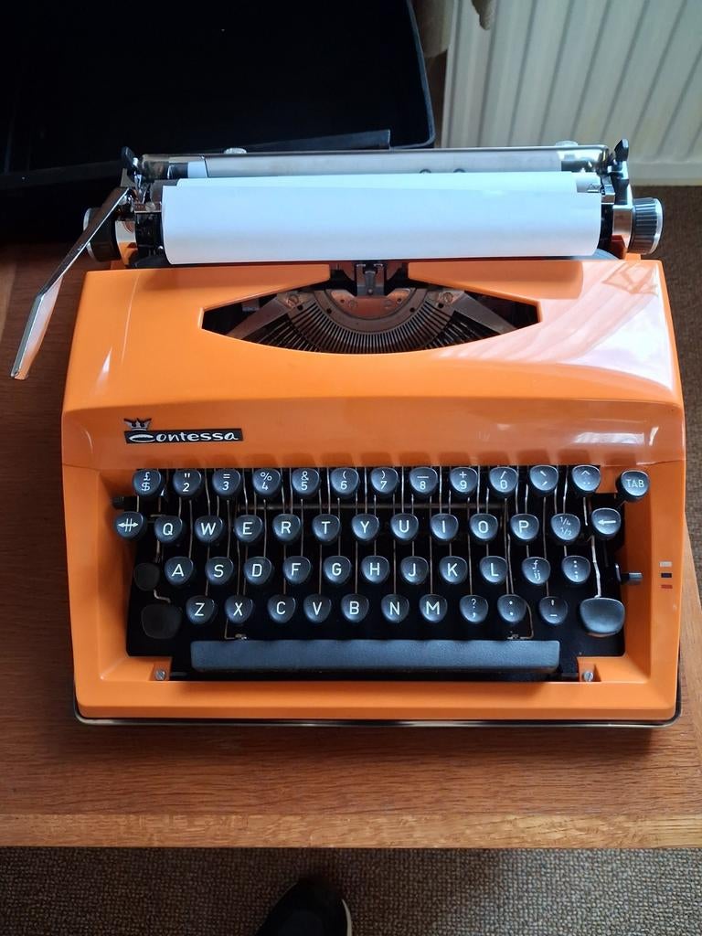 Type machine, contessa,retro, Diversen, Typemachines, Ophalen