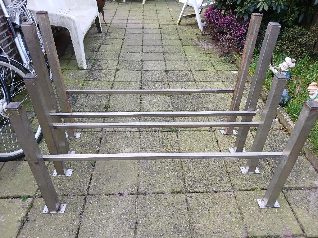 Tuin tafel poten RVS, Ophalen, Zo goed als nieuw, Rechthoekig, Rvs