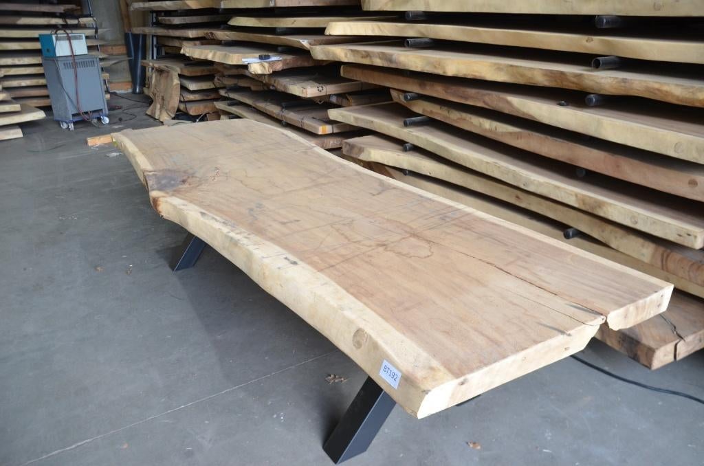 Suar boomstamtafel 300 cm-  BT192 – 3 m boomstamtafel, Huis en Inrichting, Tafels | Eettafels, Verzenden, Metaal, Rechthoekig