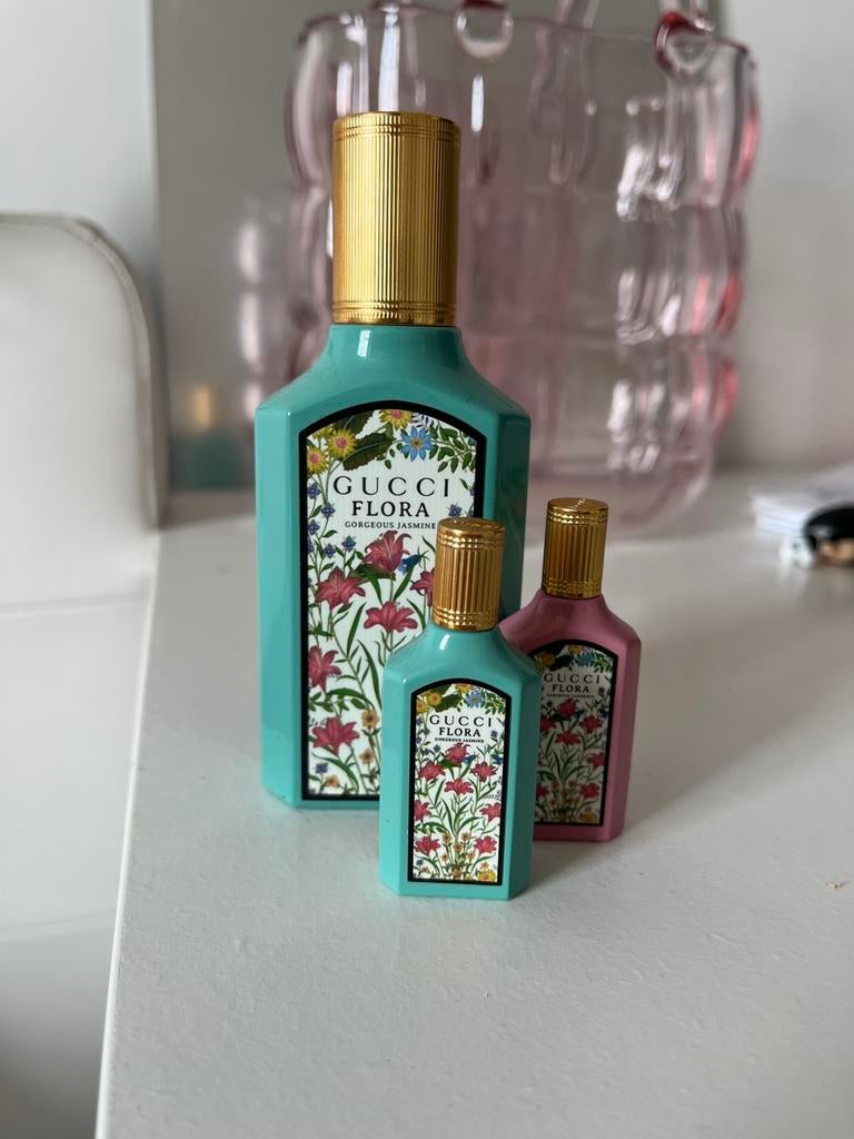 Gucci flora 50 mL met twee minis (gevuld), Ophalen of Verzenden, Zo goed als nieuw, Parfumfles, Gevuld