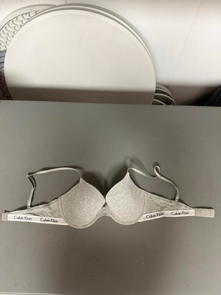 Calvin Klein BH - Grijs - Maat 75C, Ophalen of Verzenden, Grijs, BH